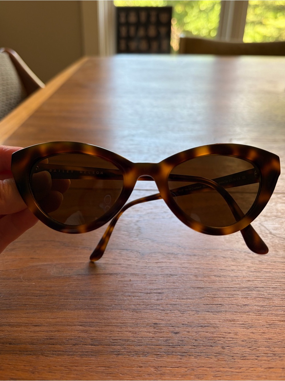 Bailey Nelson Women's Tortoiseshell Cat Eye Sunglasses - Brown - Picture 2 of 3